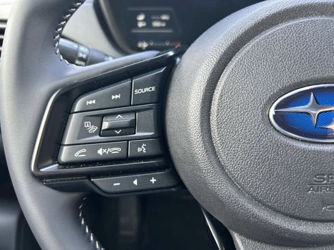 Used 2025 Subaru Forester Premium AWD/4WD image 20