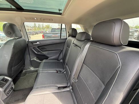 Used 2021 Volkswagen Tiguan SEL image 26
