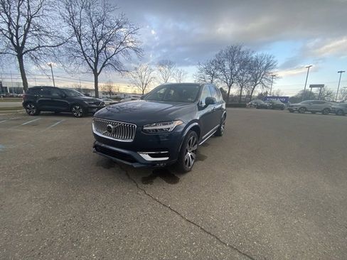 Used 2023 Volvo XC90 B6 Ultimate image 1
