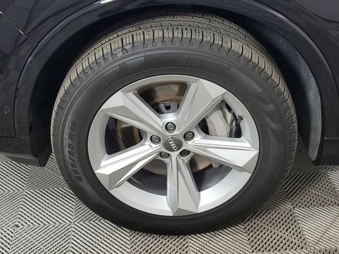 Certified 2021 Audi Q7 2.0T Premium Plus w/ Premium Plus Package image 17