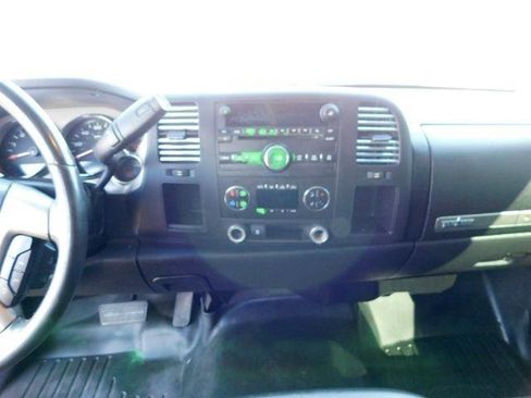 Used 2013 GMC Sierra 1500 SLE image 16