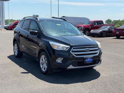 Certified 2018 Ford Escape SE AWD/4WD image 3
