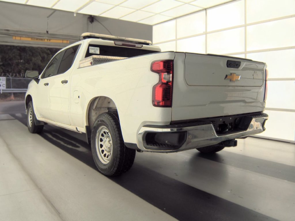 Used 2022 Chevrolet Silverado 1500 W/T w/ WT Value Package AWD/4WD image 6