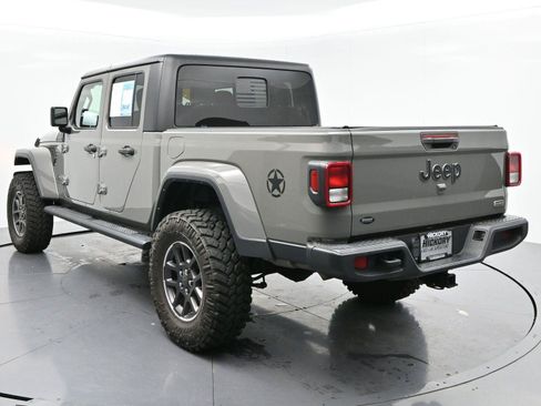 Used 2022 Jeep Gladiator Overland w/ Popular Equipment Package AWD/4WD image 5