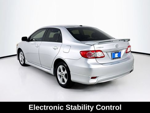 Used 2012 Toyota Corolla S FWD image 5