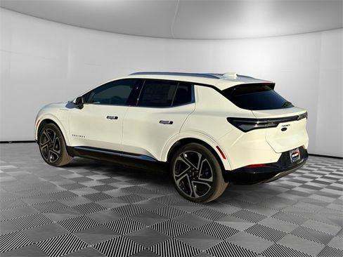 New 2026 Chevrolet Equinox EV LT w/ Convenience Package II image 5