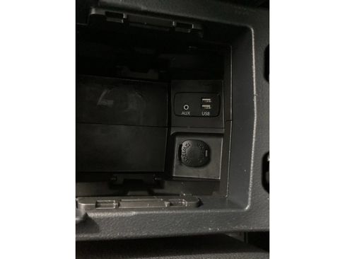 Used 2017 Subaru Crosstrek 2.0i Limited image 30