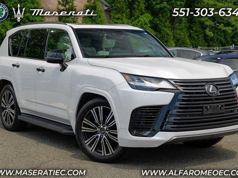 Used 2024 Lexus LX 600 4WD w/ Appearance Package image 1
