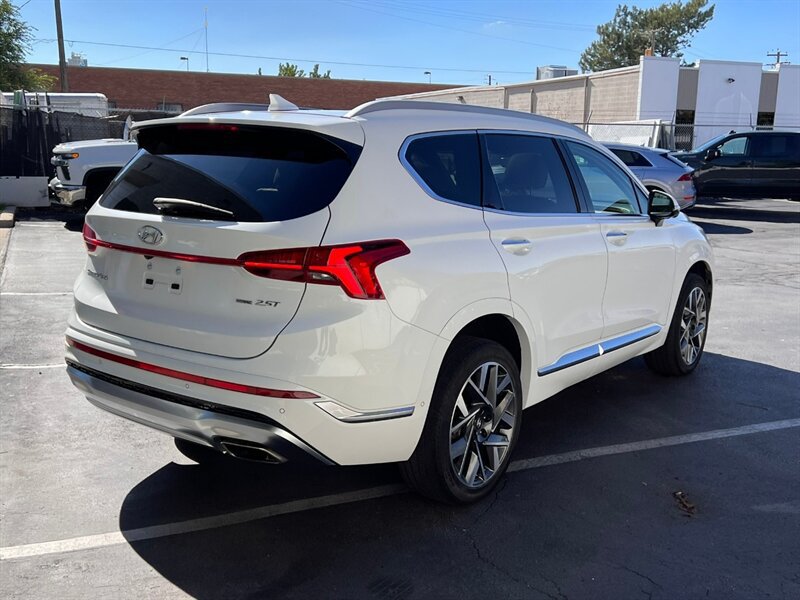 Used 2023 Hyundai Santa Fe Calligraphy AWD/4WD image 7