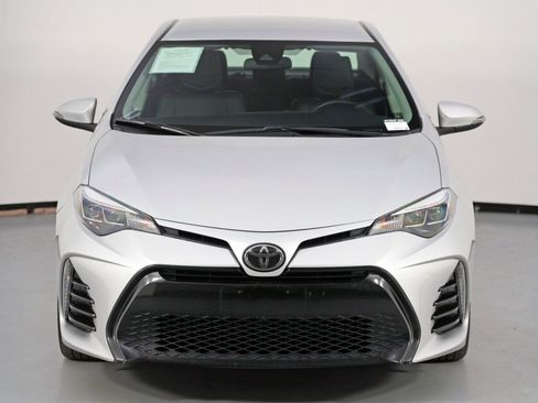 Used 2018 Toyota Corolla SE image 39