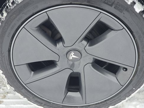 Used 2021 Tesla Model 3 Long Range image 10