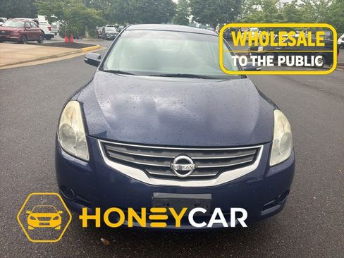 Used 2010 Nissan Altima 2.5 SL w/ SL Pkg FWD image 2