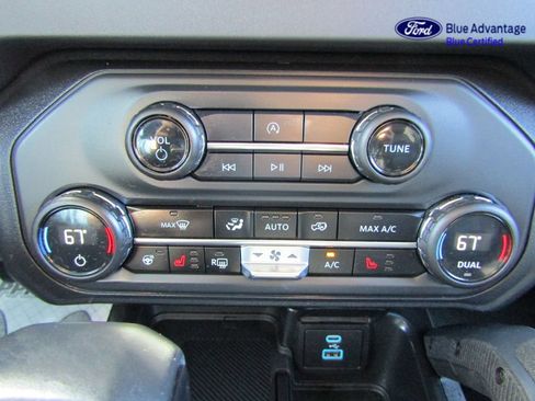 Certified 2025 Ford Bronco Badlands AWD/4WD image 29