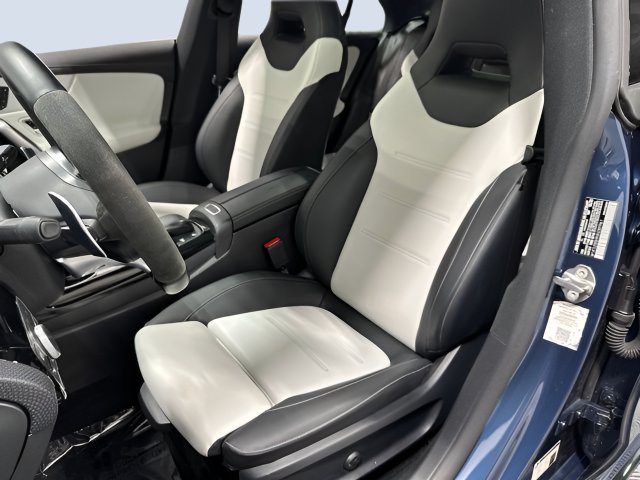 Certified 2022 Mercedes-Benz CLA 35 AMG 4MATIC image 29