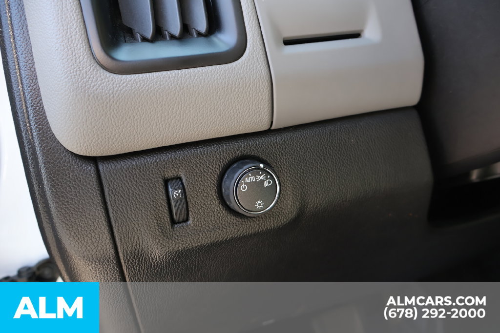 Used 2017 Chevrolet Colorado W/T RWD image 16
