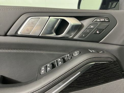 New 2026 BMW X7 xDrive40i AWD/4WD image 25