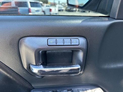 Used 2015 Chevrolet Silverado 1500 LTZ Z71 w/ Midnight Edition AWD/4WD image 10