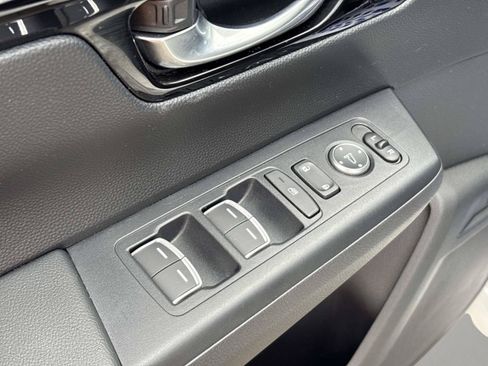Used 2024 Honda CR-V Sport Touring image 23