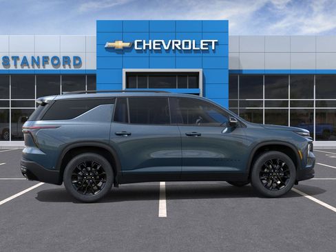 New 2026 Chevrolet Traverse LT w/ Midnight/Sport Edition AWD/4WD image 5