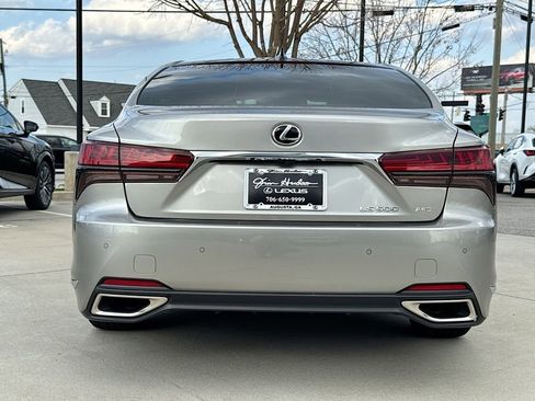 Used 2024 Lexus LS 500 AWD w/ Luxury Package image 9