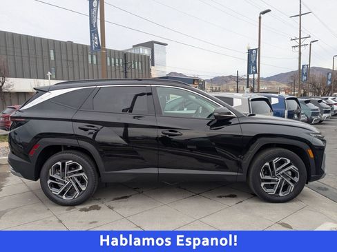 Certified 2025 Hyundai Tucson Limited image 2