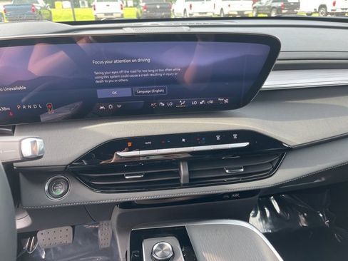 New 2025 Buick Enclave Preferred w/ Power Package image 22