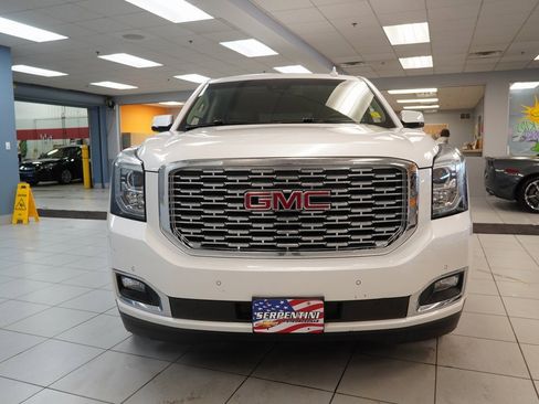 Used 2018 GMC Yukon Denali image 18