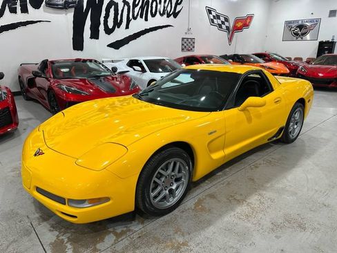 Used 2004 Chevrolet Corvette Z06 w/ Memory Package RWD image 27