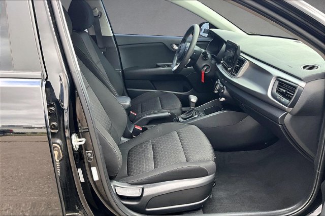 Used 2023 Kia Rio S FWD image 5