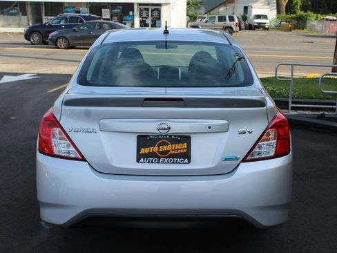 Used 2016 Nissan Versa SV image 19