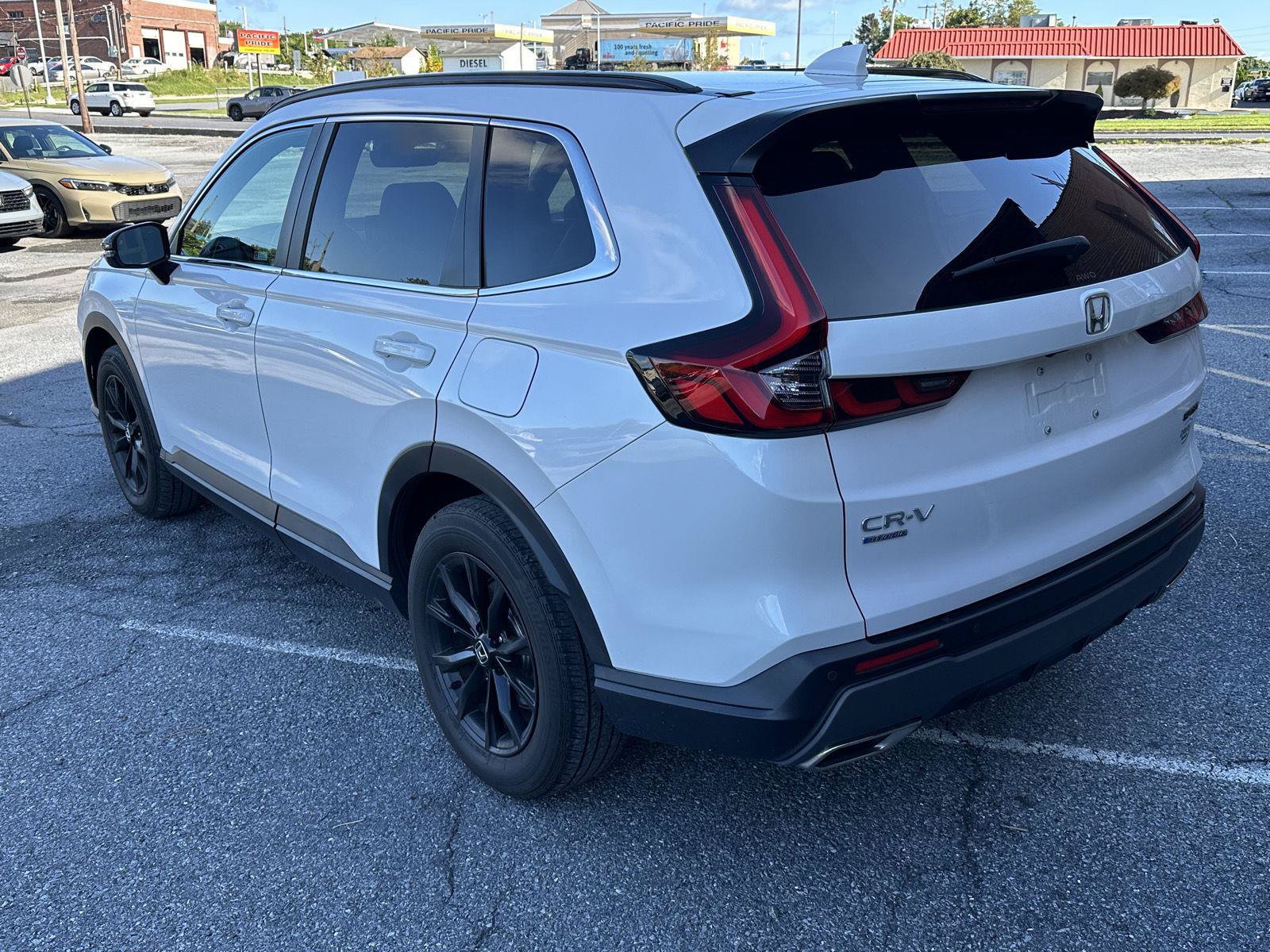 Certified 2024 Honda CR-V Sport-L image 6