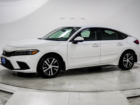 Used 2023 Honda Civic LX image 4