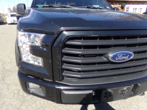 Used 2015 Ford F150 XLT w/ Equipment Group 302A Luxury image 4