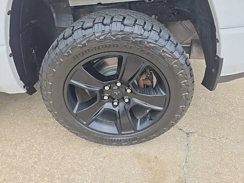 Used 2021 RAM 1500 Big Horn AWD/4WD image 30