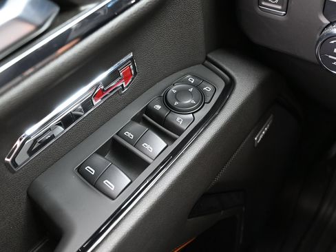 Used 2024 GMC Sierra 1500 AT4 w/ AT4 Preferred Package AWD/4WD image 25