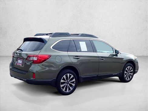 Used 2015 Subaru Outback 2.5i Limited AWD/4WD image 4