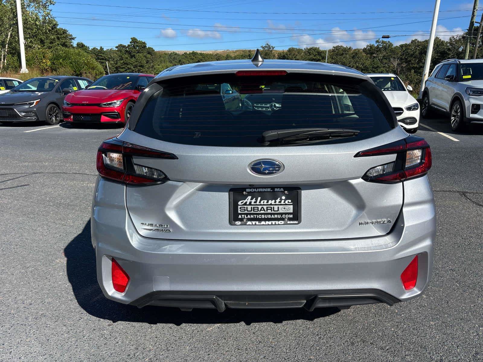 Used 2025 Subaru Impreza 2.0i AWD/4WD image 4