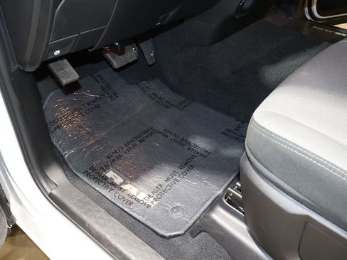 Used 2019 RAM 3500 Big Horn image 32