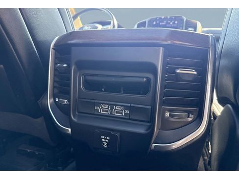 Used 2021 RAM 1500 Laramie AWD/4WD image 23