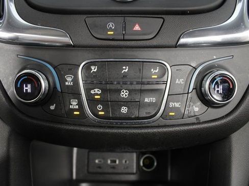 Used 2024 Chevrolet Equinox LT image 6