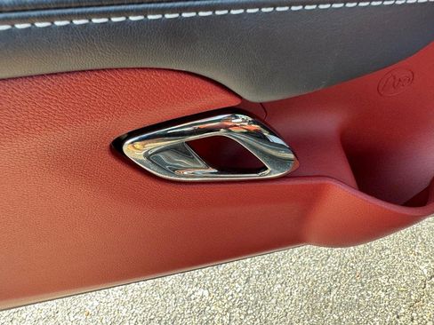 Used 2023 Dodge Challenger SRT Hellcat w/ Driver Convenience Group image 15