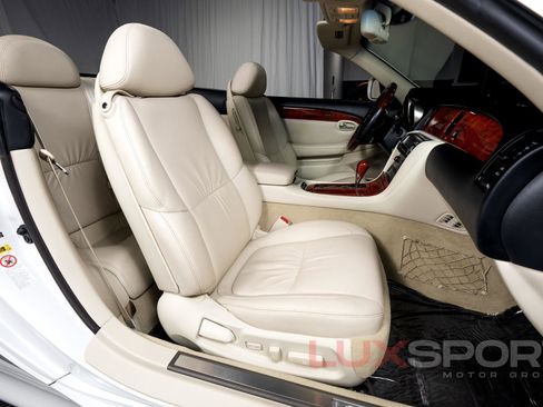 Used 2010 Lexus SC 430 Convertible image 63