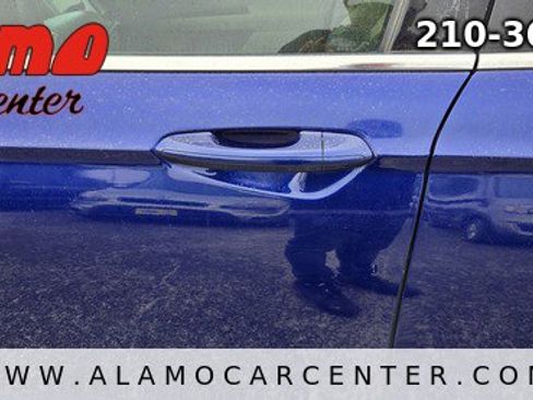 Used 2016 Ford Fusion SE FWD image 10