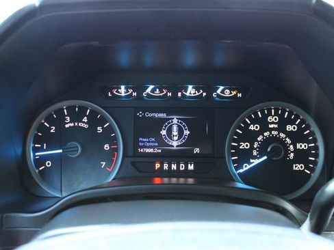 Used 2017 Ford F150 XLT w/ Equipment Group 302A Luxury AWD/4WD image 16