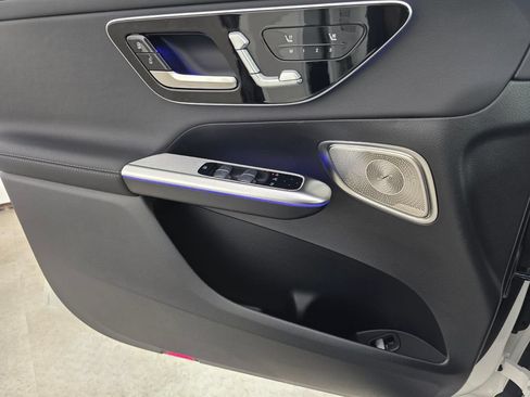 New 2026 Mercedes-Benz GLC 300 4MATIC image 17