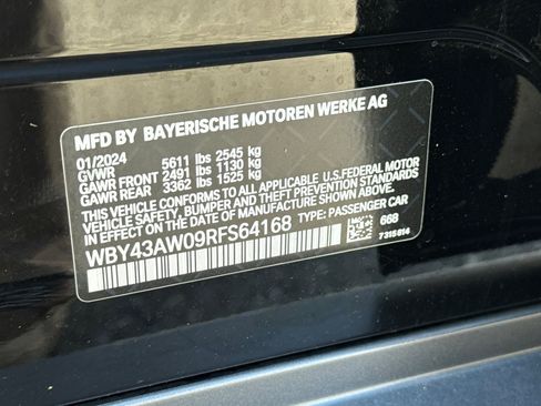 Used 2024 BMW i4 eDrive35 w/ Parking Assistance Package RWD image 27
