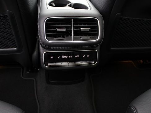 New 2026 Mercedes-Benz GLS 450 4MATIC image 35