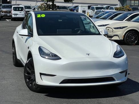 Used 2020 Tesla Model Y Long Range AWD/4WD image 1