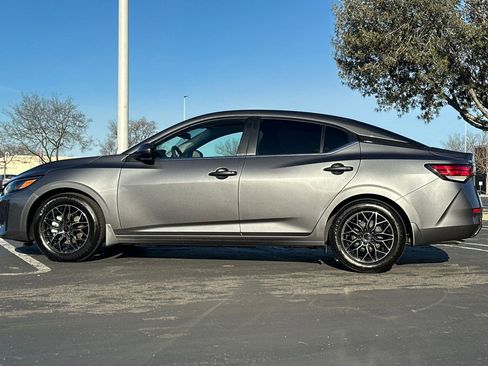 Used 2025 Nissan Sentra S image 7