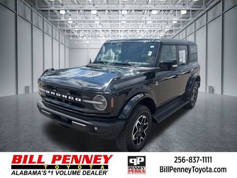 Used 2025 Ford Bronco Outer Banks AWD/4WD image 1